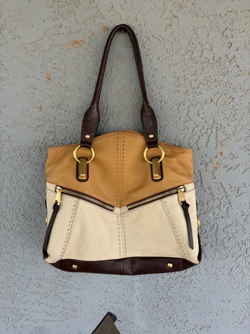 B. Makowsky Leather Two-Tone Tote Bag in Tan, Cream & Dark Brown